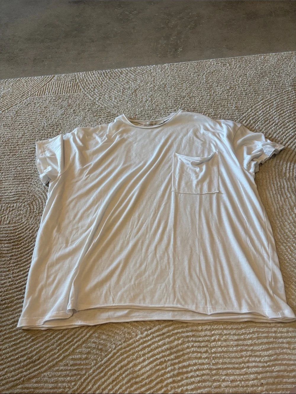 Zenana Outfitters White Pocket Short Sleeve Tee